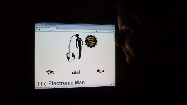 theElectronicMan-Robots&Avatars2012-photo-bodydataspace-ACE-KIBLA